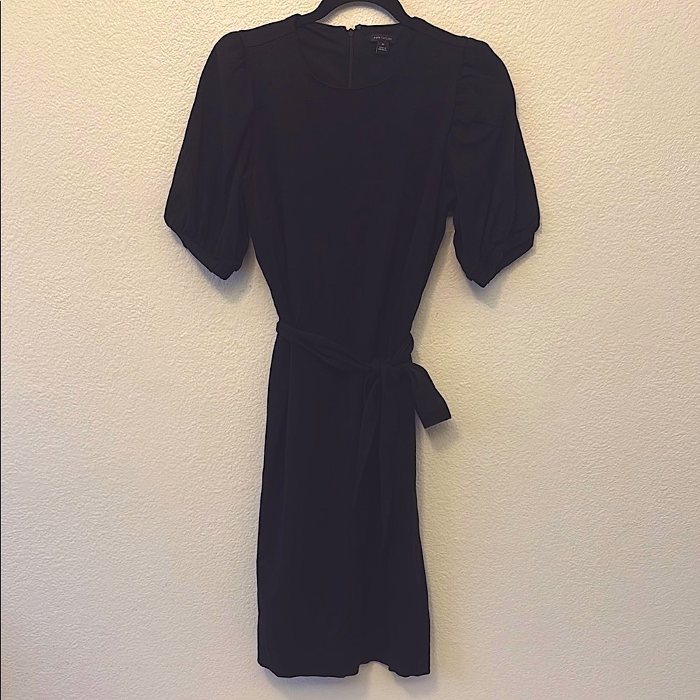 NWOT Ann Taylor Black Dress with Puff Sleeves & Tie Waist (8P)